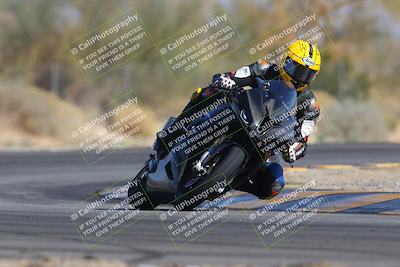 media/Feb-04-2023-SoCal Trackdays (Sat) [[8a776bf2c3]]/Turn 2 (1140am)/